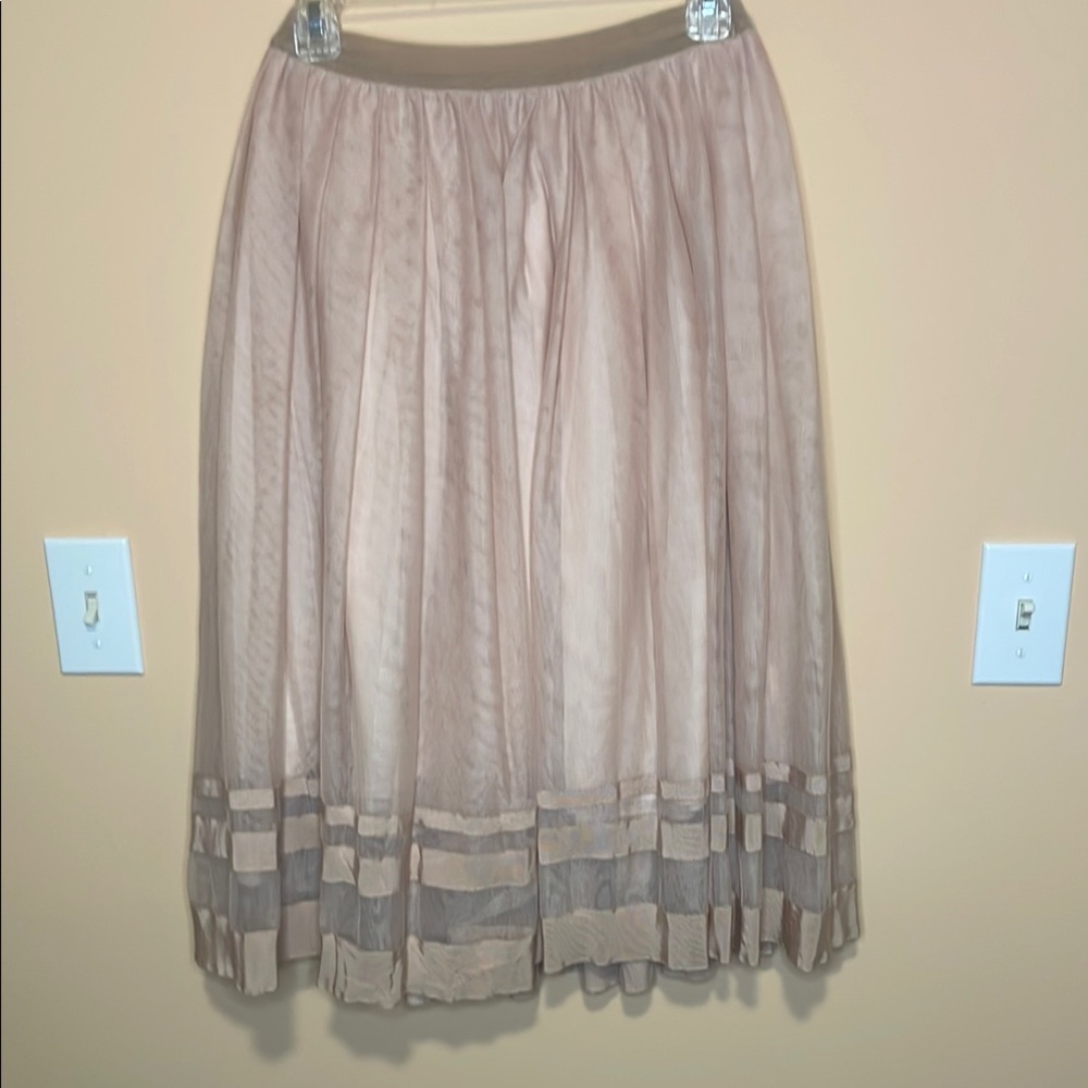 Elegant Beige Women's Skirt